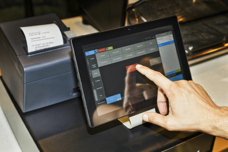 POS systems for small businesses – Benefits and top picks